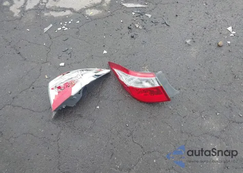 2015 Toyota Corolla Le from USA, damaged, VIN 2T1BURHE3FC346107